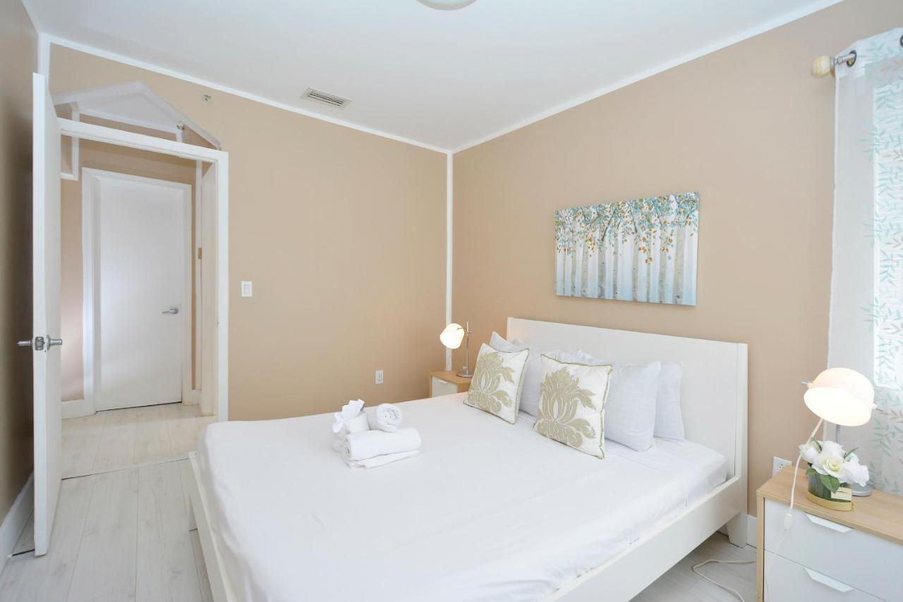 Ocean Drive Beach Apartments 마이애미 비치 외부 사진
