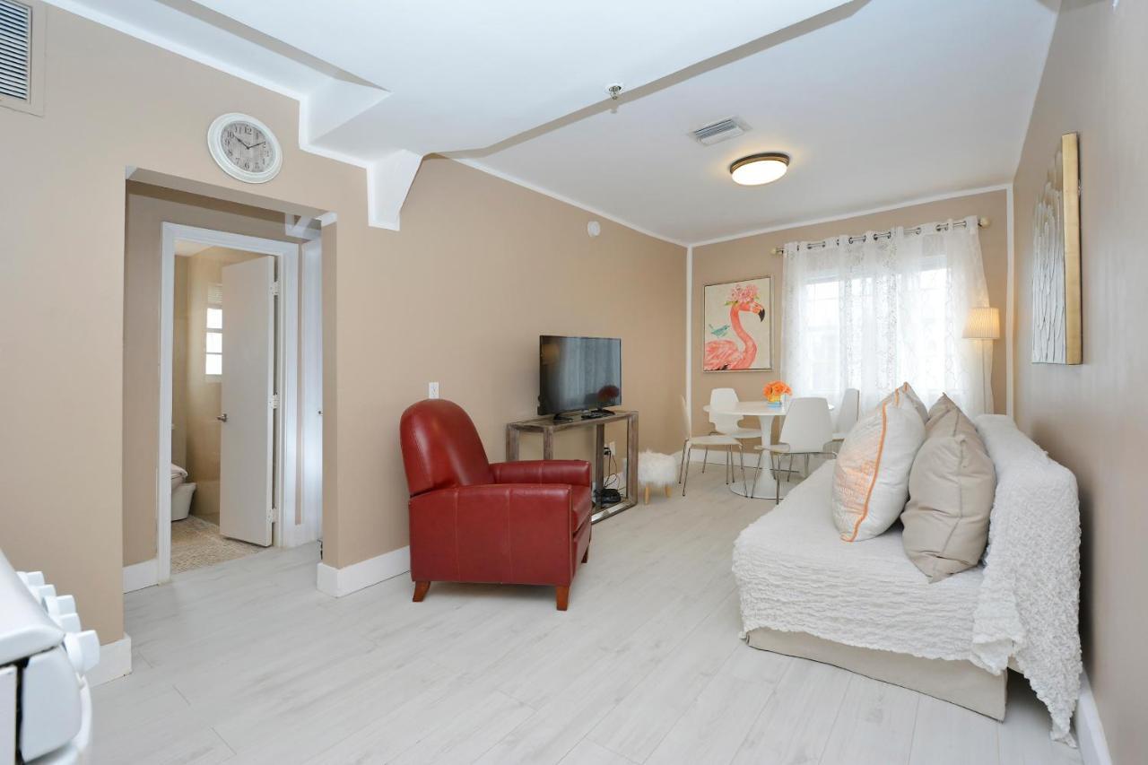 Ocean Drive Beach Apartments 마이애미 비치 외부 사진